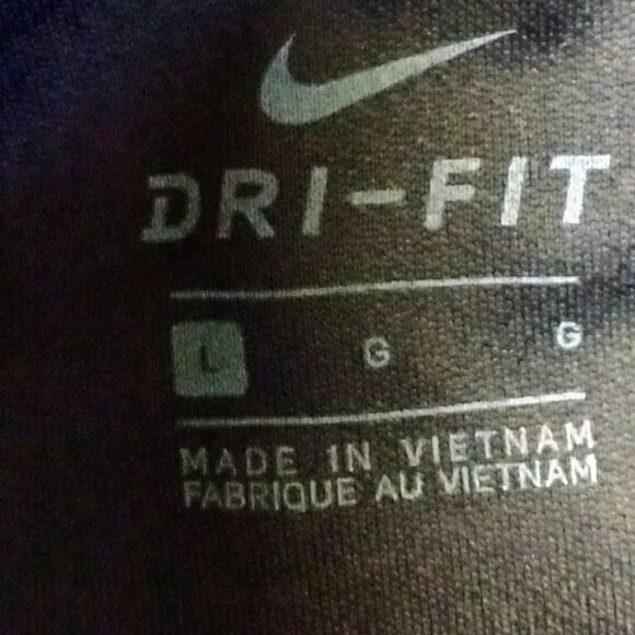 NWOT NIKE Women's Active Workout Short. - Picture 5 of 11